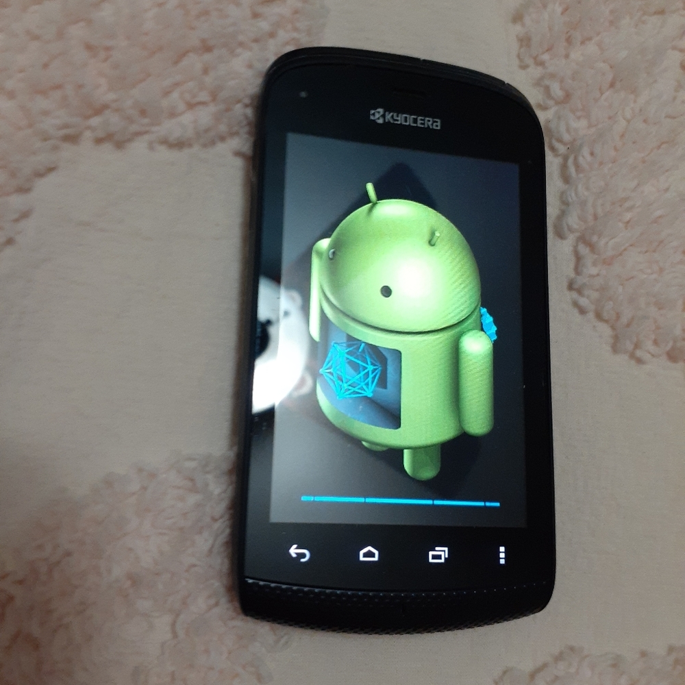Kyocera Hydro Smartphone